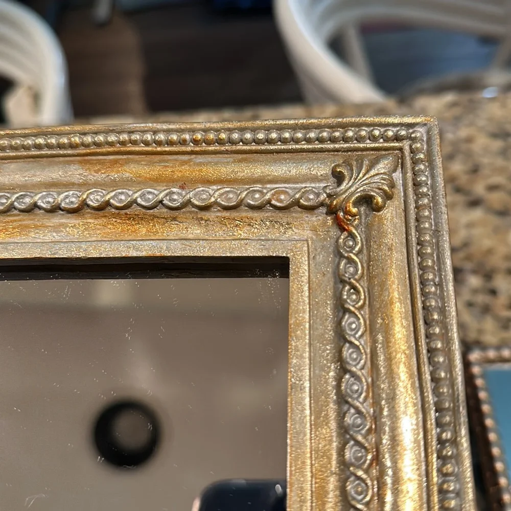 Small mirror 🪞